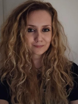 Melinda, 30 �ves zalaegerszegi t�rskeres� n�