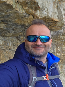 J�zsef, 55 �ves budapesti t�rskeres� f�rfi