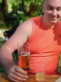 K�lmi, 54 �ves budapesti t�rskeres� f�rfi