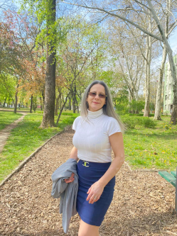 Ibolya, 49 �ves kecskem�ti t�rskeres� n�