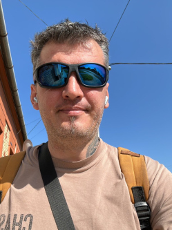 Ferenc, 42 �ves gyulai t�rskeres� f�rfi