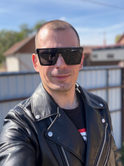 Szabolcs, 32 �ves k�r�sszak�li t�rskeres� f�rfi