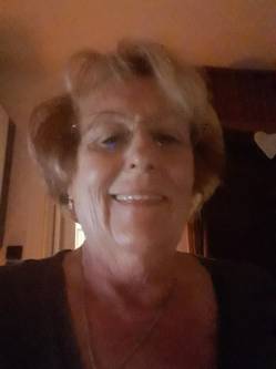 Judit, 75 �ves veresegyh�zi t�rskeres� n�