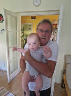 K�roly, 72 �ves magl�di t�rskeres� f�rfi