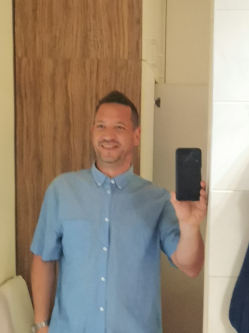 Zolt�n, 48 �ves szombathelyi t�rskeres� f�rfi