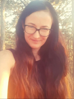 Gabi, 50 �ves budapesti t�rskeres� n�