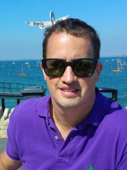 Adam, 43 �ves egyes�lt kir�lys�gi t�rskeres� f�rfi