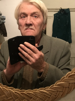 M�ty�s, 74 �ves budapesti t�rskeres� f�rfi