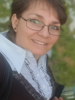 No�mi, 56 �ves budapesti t�rskeres� n�