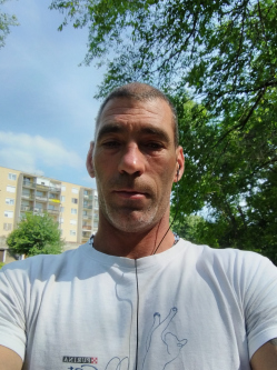 S�ndor, 47 �ves miskolci t�rskeres� f�rfi