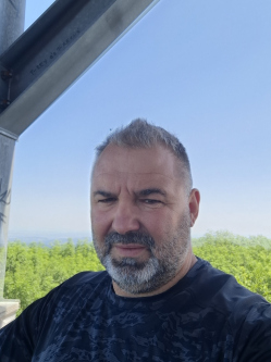 Bal�zs, 51 �ves mogyor�di t�rskeres� f�rfi