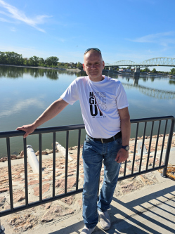 Norbi, 47 �ves dorogi t�rskeres� f�rfi