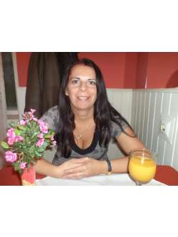 Amanda, 50 �ves gy�ri t�rskeres� n�