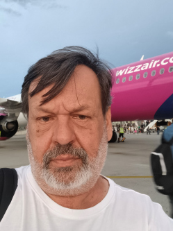 Istv�n, 61 �ves budapesti t�rskeres� f�rfi
