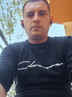 Tam�s, 36 �ves ny�regyh�zi t�rskeres� f�rfi