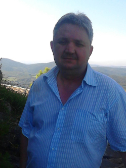 Csaba, 59 �ves budapesti t�rskeres� f�rfi