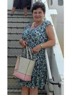 R�zsa, 69 �ves magl�di t�rskeres� n�