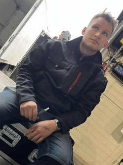 Patrik, 25 �ves �csai t�rskeres� f�rfi