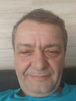 P�l, 53 �ves cegl�di t�rskeres� f�rfi