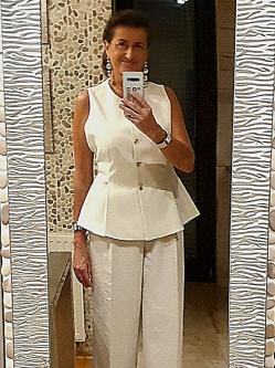 Veronika, 59 �ves budapesti t�rskeres� n�