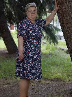 Ilona, 74 �ves budapesti t�rskeres� n�