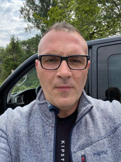 Pascal, 54 �ves sv�jci t�rskeres� f�rfi