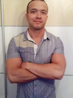 Feri, 39 �ves debreceni t�rskeres� f�rfi