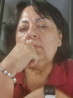 Ildik�, 56 �ves budapesti t�rskeres� n�