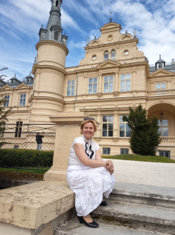 Eszti, 49 éves társkereső nő, Debrecen