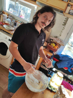 Norbert, 29 �ves budapesti t�rskeres� f�rfi
