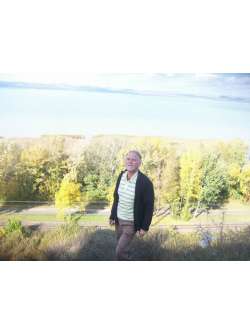Gyula, 76 �ves di�sdi t�rskeres� f�rfi