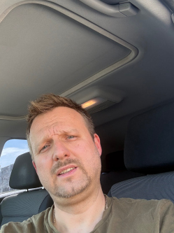 Attila, 41 �ves t�rskeres� f�rfi, Fels�-Ausztria