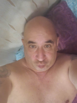 Laci, 53 �ves kazincbarcikai t�rskeres� f�rfi