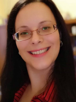 Viki, 40 �ves budapesti t�rskeres� n�