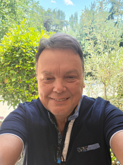 Gy�rgy, 66 �ves budapesti t�rskeres� f�rfi