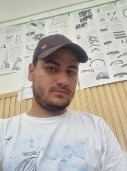 Gerg�, 21 �ves kisv�rdai t�rskeres� f�rfi