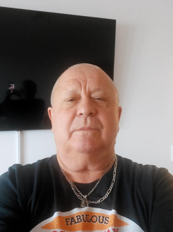S�ndor, 72 �ves t�rskeres� f�rfi, Fels�-Ausztria
