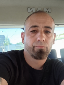Zoli, 38 éves társkereső férfi, Miskolc