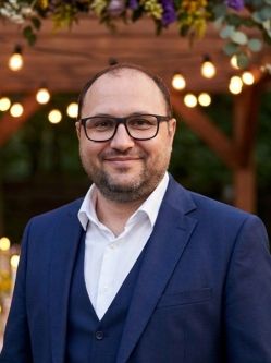 Tam�s, 39 �ves tiszal�ki t�rskeres� f�rfi