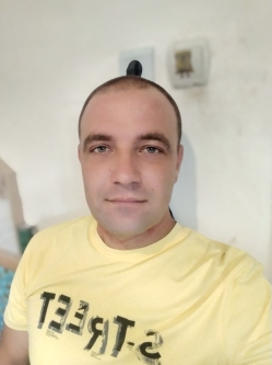 G�bor, 35 �ves szerencsi t�rskeres� f�rfi