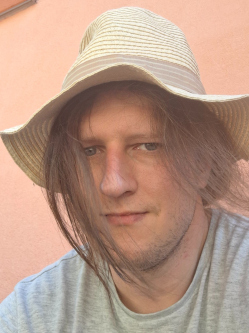 Péter, 30 éves társkereső férfi, Debrecen