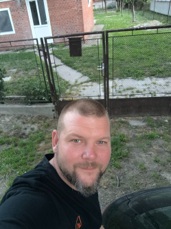 Attila, 41 �ves budapesti t�rskeres� f�rfi