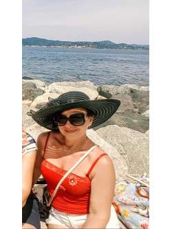 Judit, 58 �ves di�sdi t�rskeres� n�
