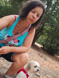 Livi, 49 �ves duna�jv�rosi t�rskeres� n�