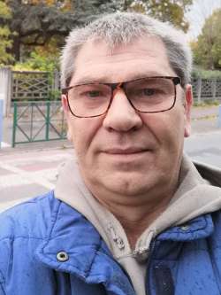 Zolt�n, 58 �ves gyomaendr�di t�rskeres� f�rfi