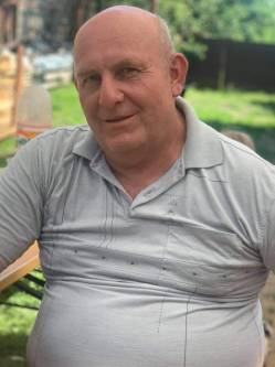 Zsolt, 58 �ves erd�k�vesdi t�rskeres� f�rfi