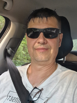 Attila, 51 �ves kecskem�ti t�rskeres� f�rfi