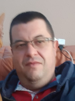 Attila, 48 �ves pilisi t�rskeres� f�rfi