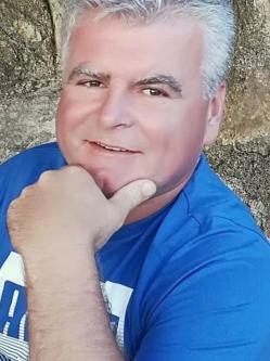 S�ndor, 53 �ves j�szber�nyi t�rskeres� f�rfi