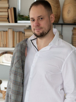 Zsolt, 36 �ves csongr�di t�rskeres� f�rfi